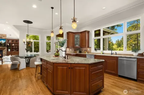 6351 163rd Place SE Bellevue WA 98006