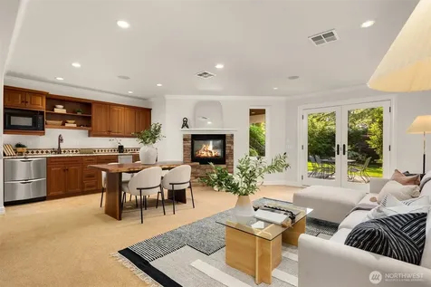 6351 163rd Place SE Bellevue WA 98006