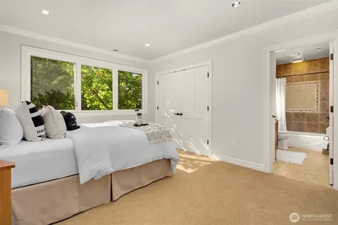 6351 163rd Place SE Bellevue WA 98006