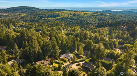 6351 163rd Place SE Bellevue WA 98006