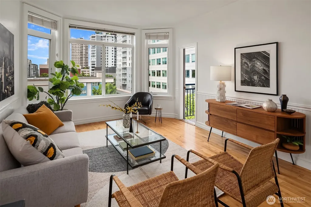 2414 1st Avenue Seattle WA 98121