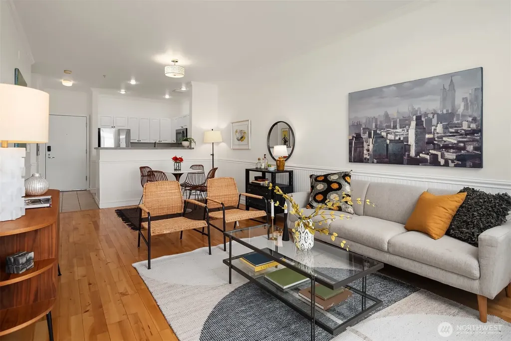 2414 1st Avenue Seattle WA 98121
