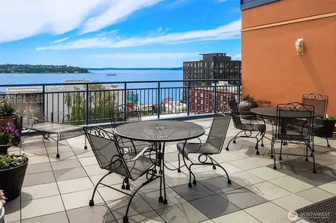 2414 1st Avenue Seattle WA 98121
