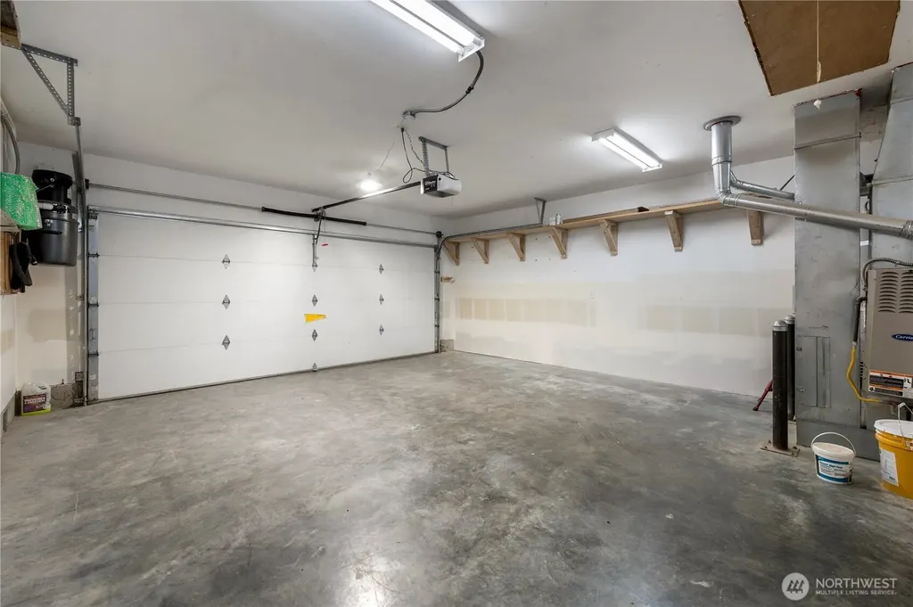 208 Noble Street Sumas WA 98295