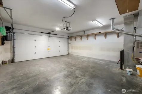 208 Noble Street Sumas WA 98295