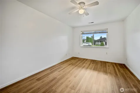 208 Noble Street Sumas WA 98295