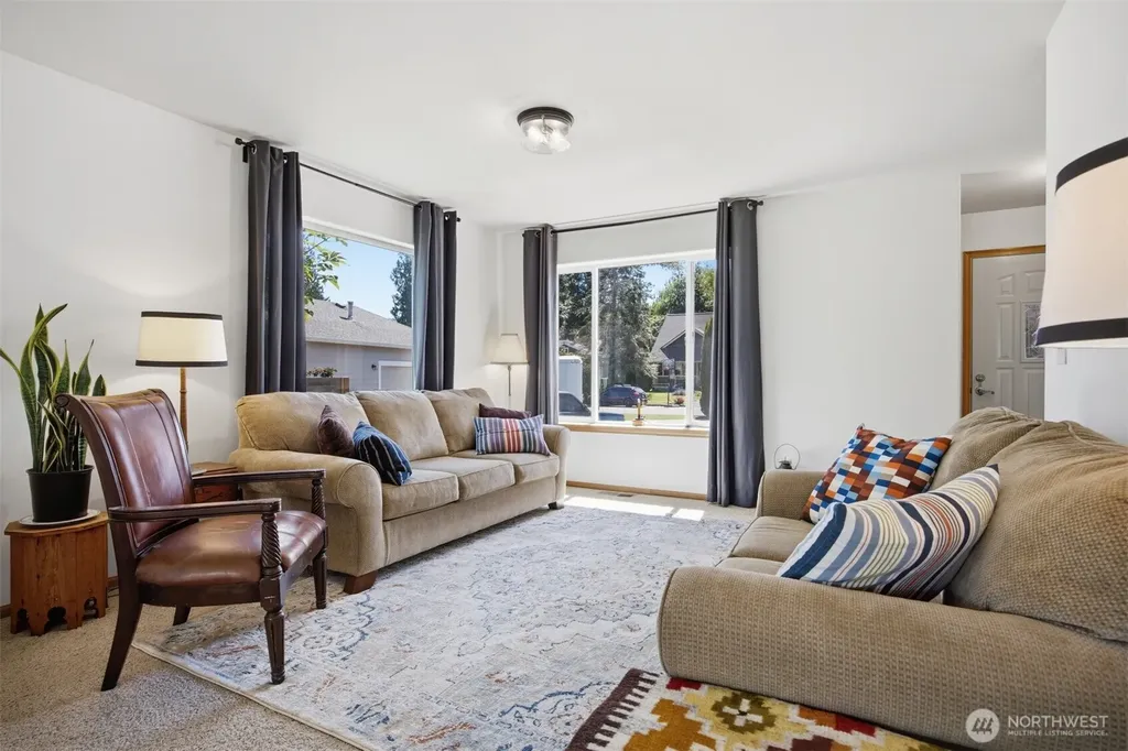 323 Wilson Lane Sumas WA 98295