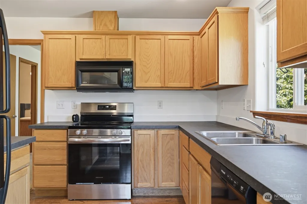 323 Wilson Lane Sumas WA 98295
