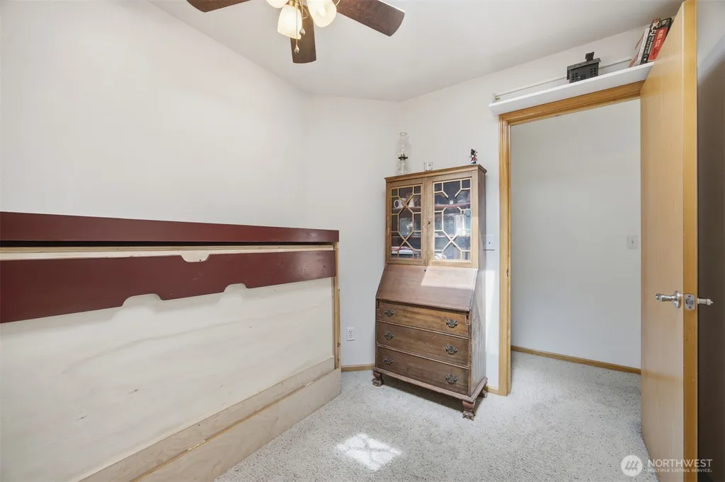 323 Wilson Lane Sumas WA 98295