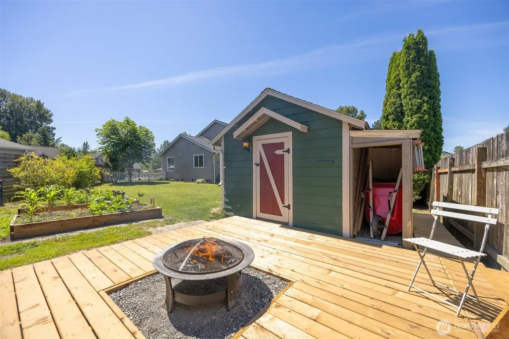 323 Wilson Lane Sumas WA 98295