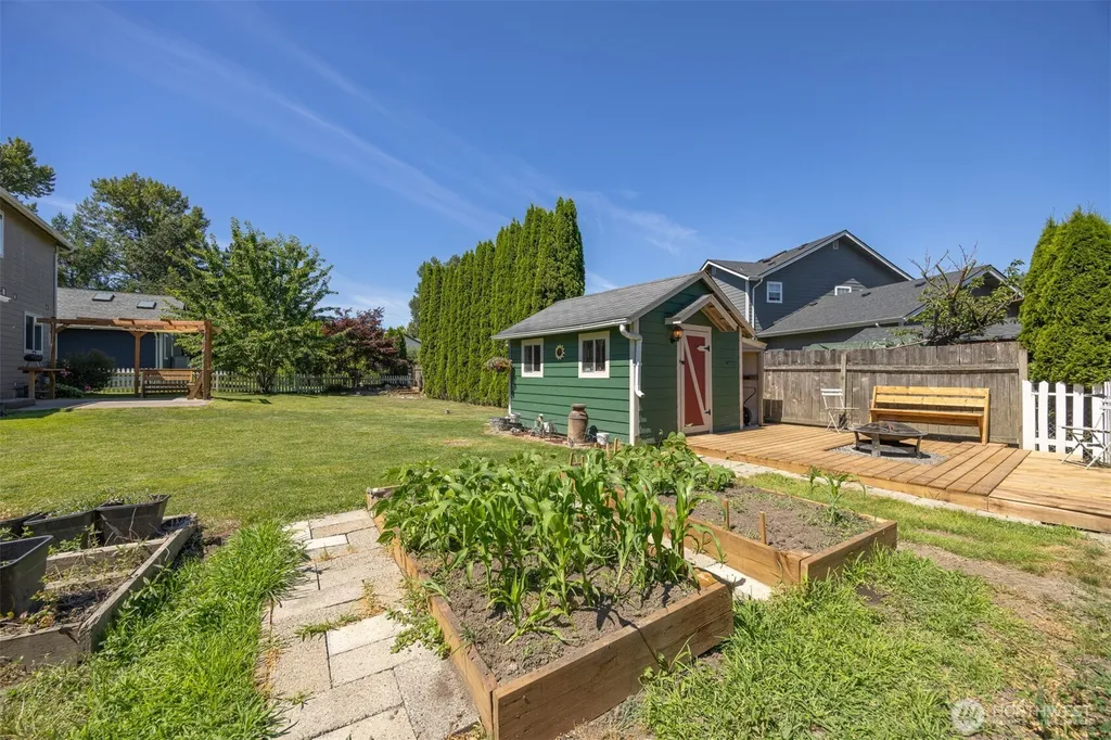 323 Wilson Lane Sumas WA 98295