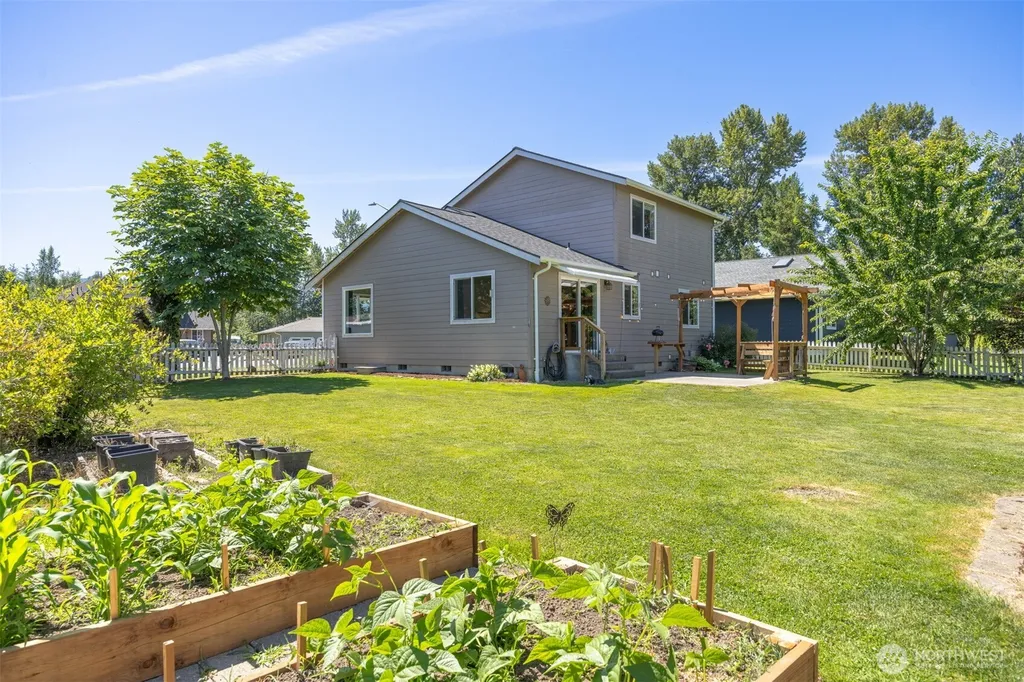 323 Wilson Lane Sumas WA 98295