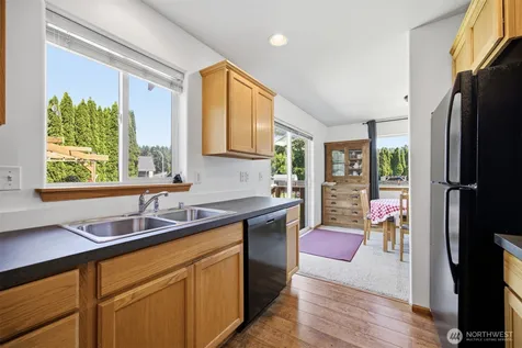323 Wilson Lane Sumas WA 98295