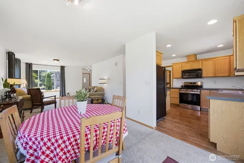 323 Wilson Lane Sumas WA 98295