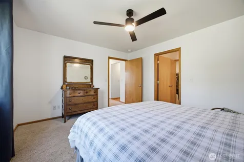 323 Wilson Lane Sumas WA 98295