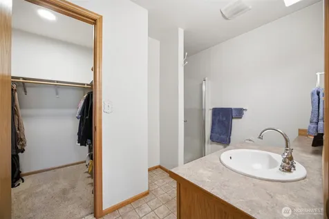 323 Wilson Lane Sumas WA 98295