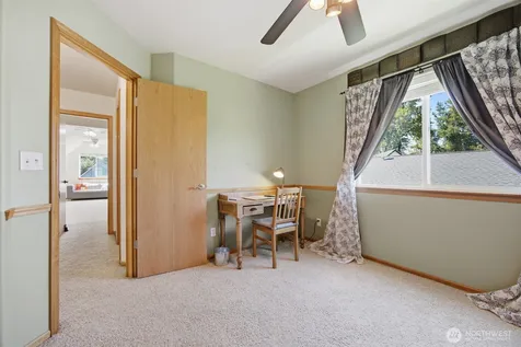 323 Wilson Lane Sumas WA 98295