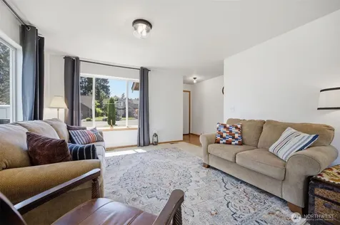 323 Wilson Lane Sumas WA 98295