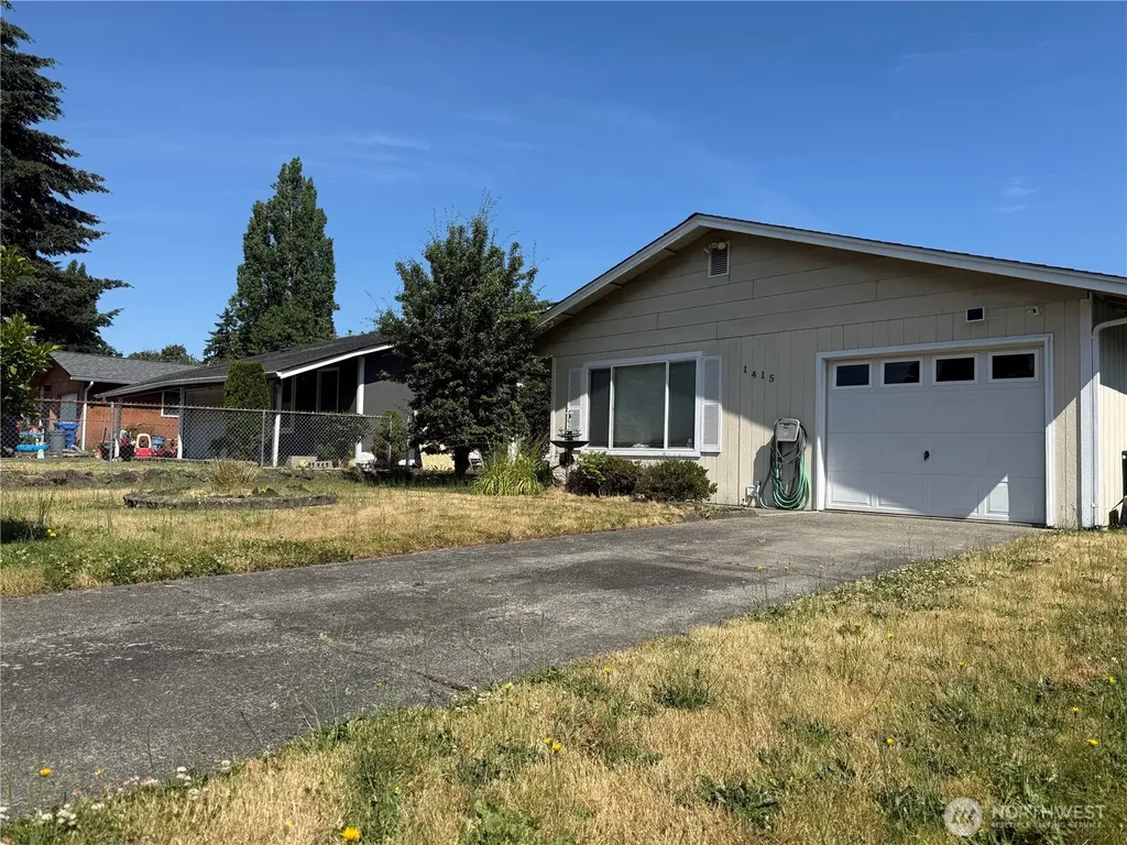 1415 E 55th Street Tacoma WA 98404