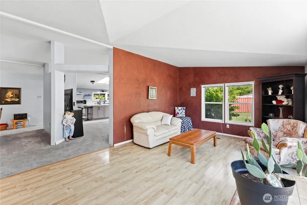4251 Jones Lane Bellingham WA 98225