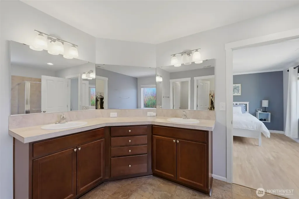 6626 Svea Court NE Lacey WA 98516