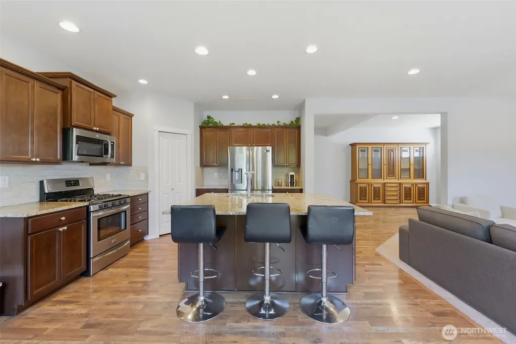6626 Svea Court NE Lacey WA 98516