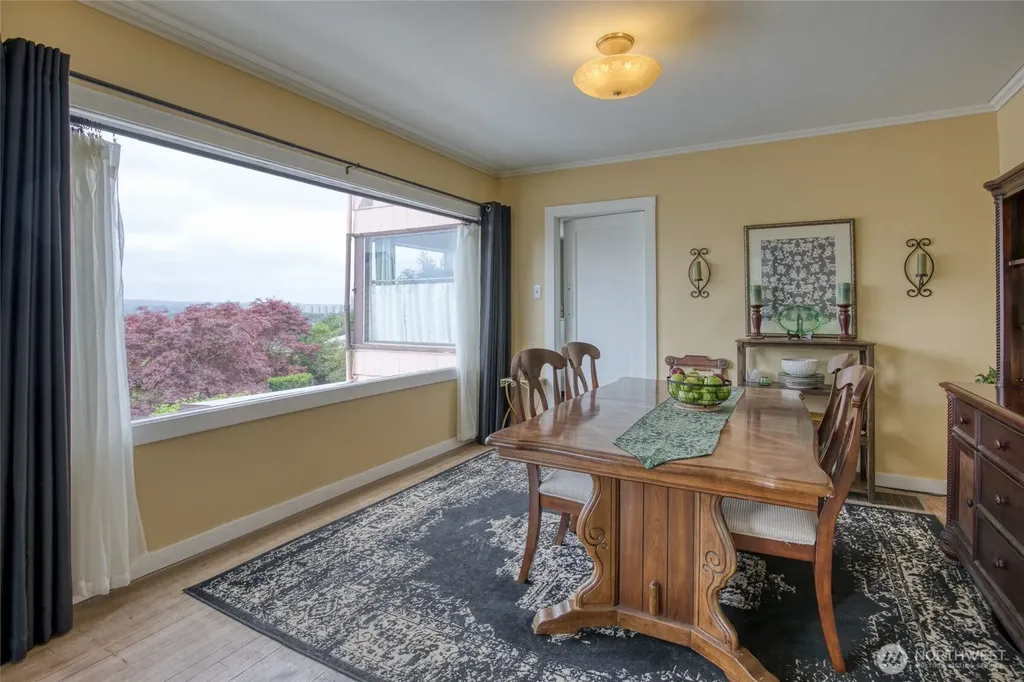 911 N Thornton Street Aberdeen WA 98520