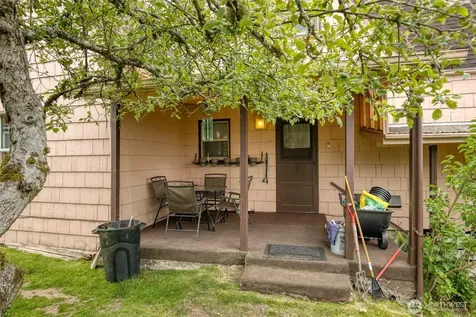 911 N Thornton Street Aberdeen WA 98520