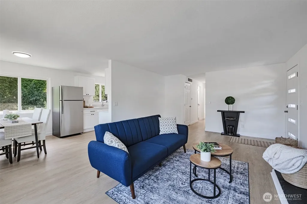 6325 S Eddy Court Seattle WA 98118