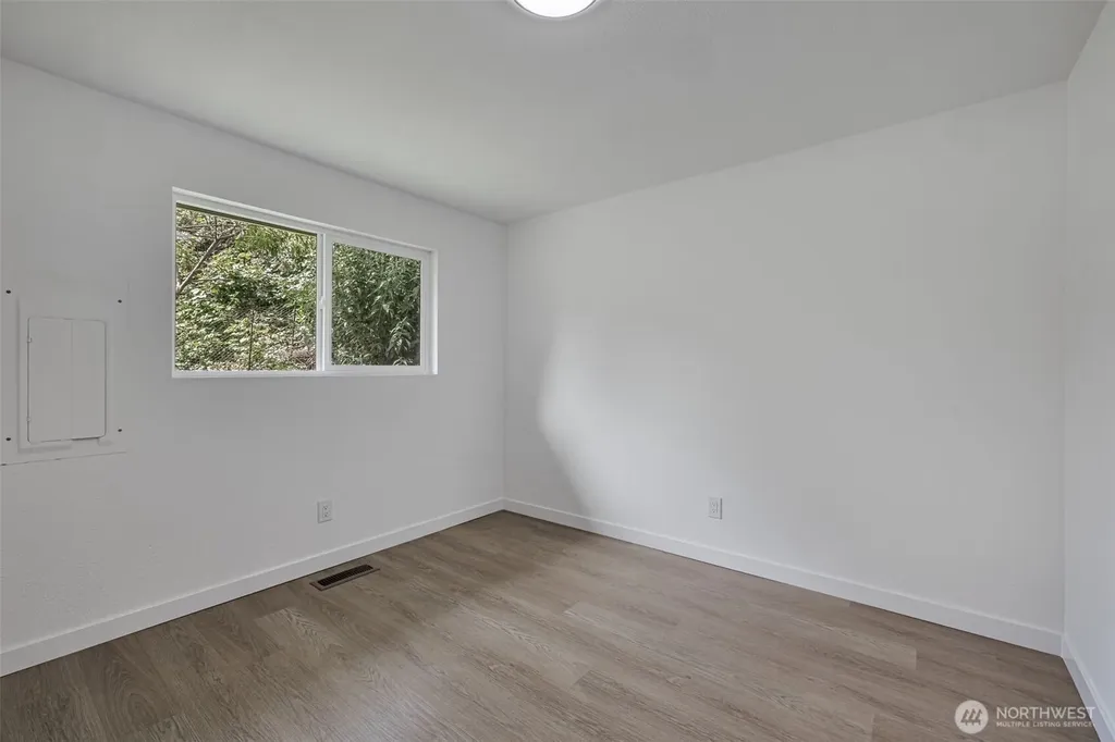 6325 S Eddy Court Seattle WA 98118