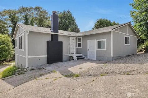 6325 S Eddy Court Seattle WA 98118
