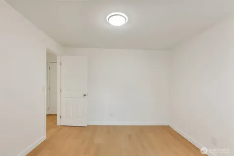 6325 S Eddy Court Seattle WA 98118