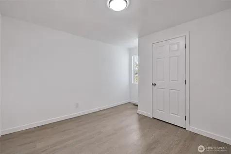 6325 S Eddy Court Seattle WA 98118