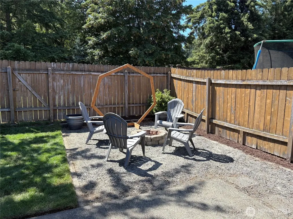 4709 Stikes Drive SE Lacey WA 98503
