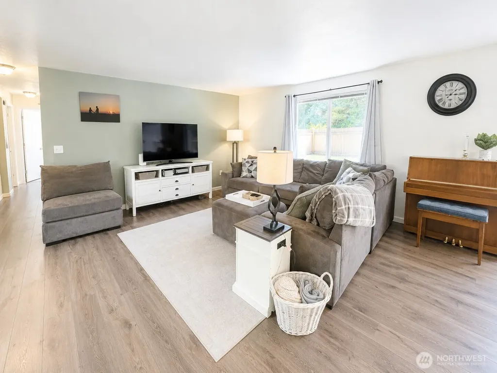 4709 Stikes Drive SE Lacey WA 98503