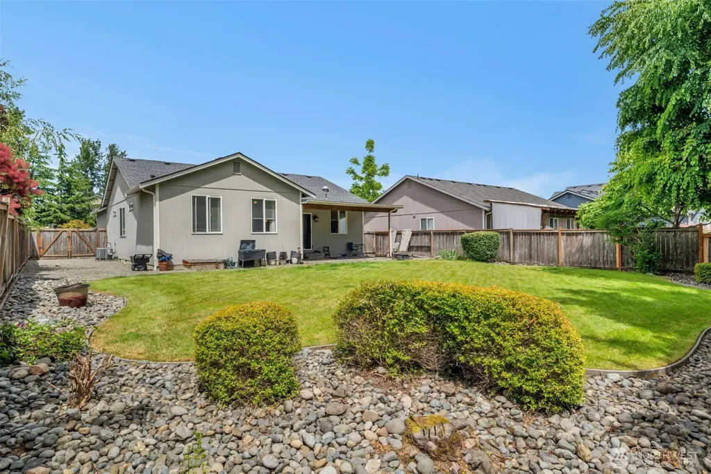 1112 131st Street Ct E Tacoma WA 98445