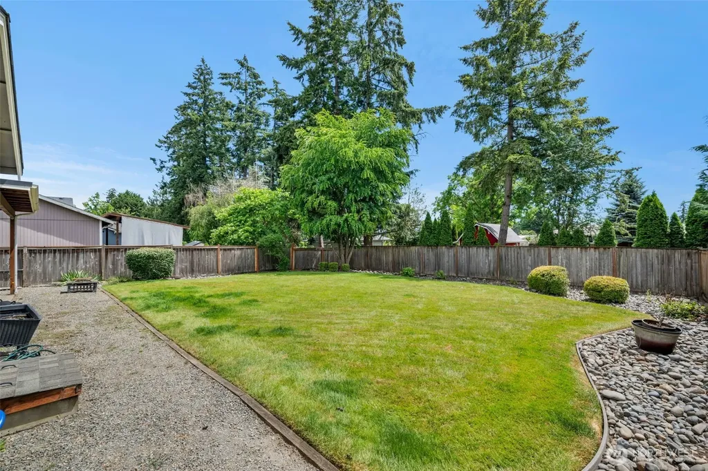 1112 131st Street Ct E Tacoma WA 98445
