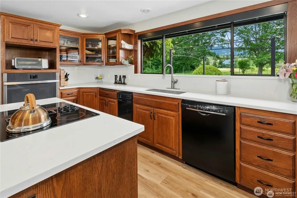41218 292nd Way SE Enumclaw WA 98022