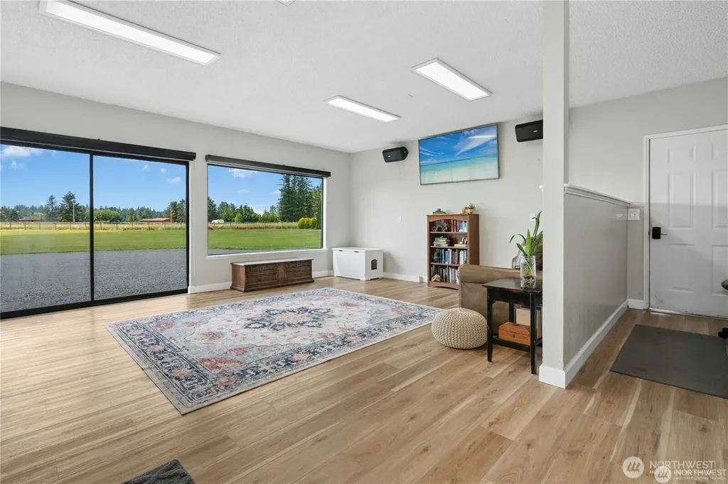 41218 292nd Way SE Enumclaw WA 98022