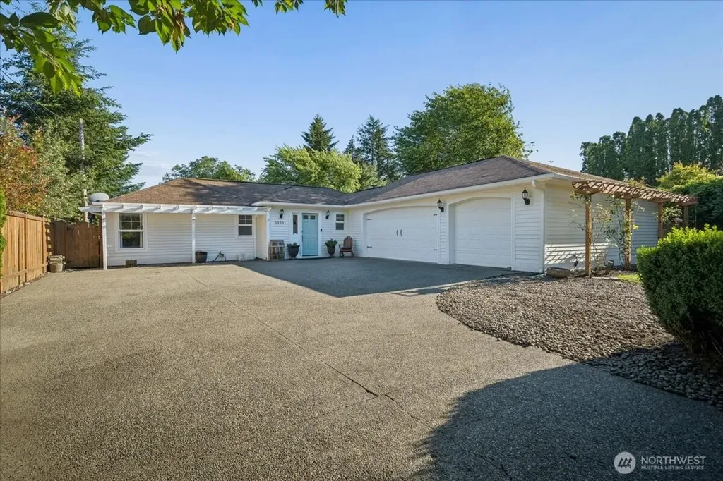 33331 SE 42nd Street Fall City WA 98024