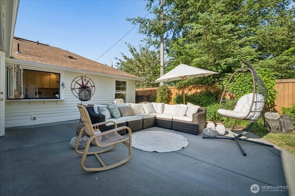 33331 SE 42nd Street Fall City WA 98024