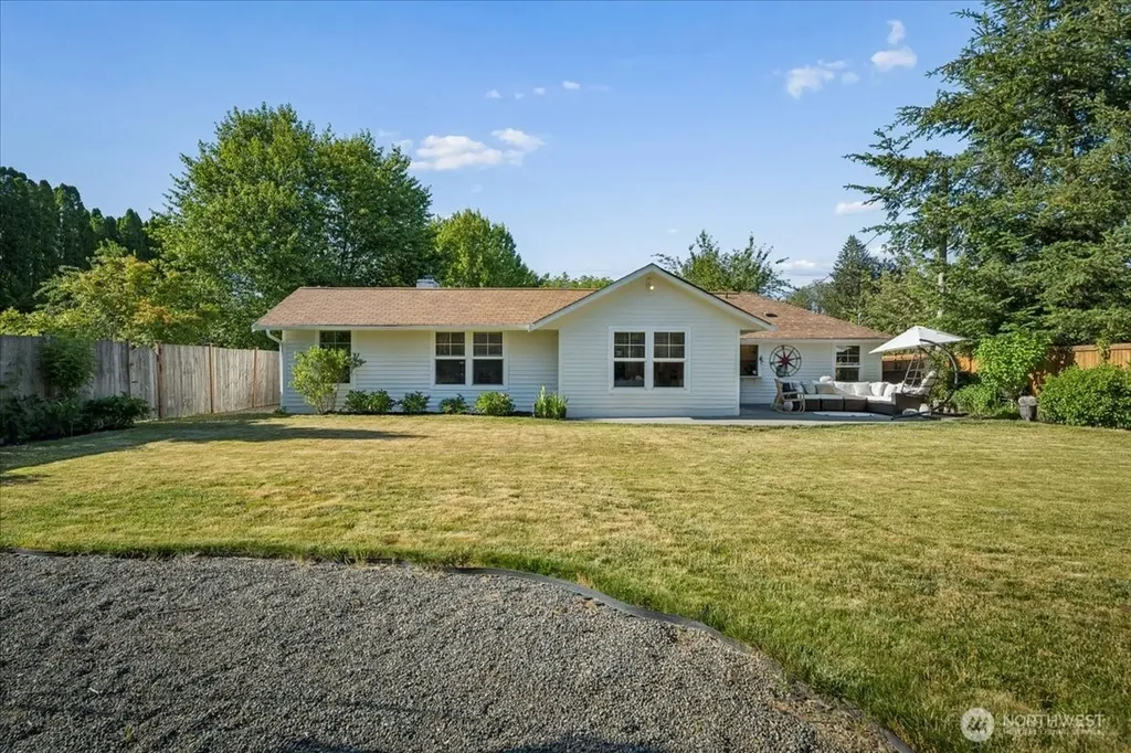 33331 SE 42nd Street Fall City WA 98024