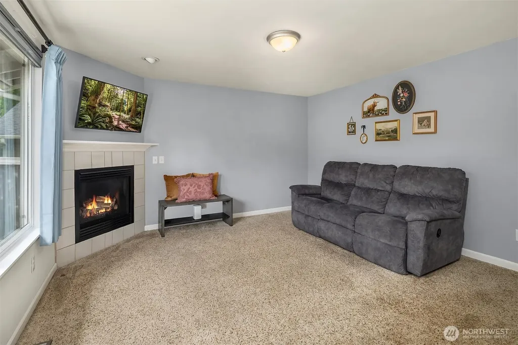 5814 12th Avenue W Everett WA 98203