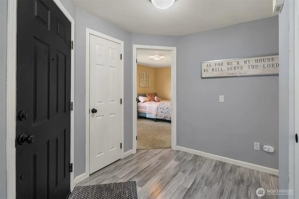 5814 12th Avenue W Everett WA 98203