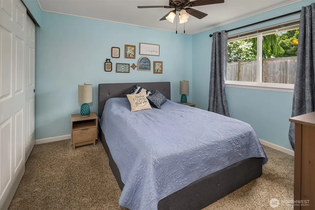 5814 12th Avenue W Everett WA 98203