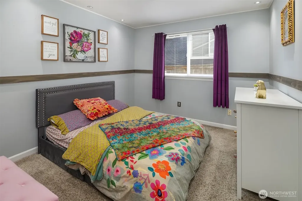 5814 12th Avenue W Everett WA 98203