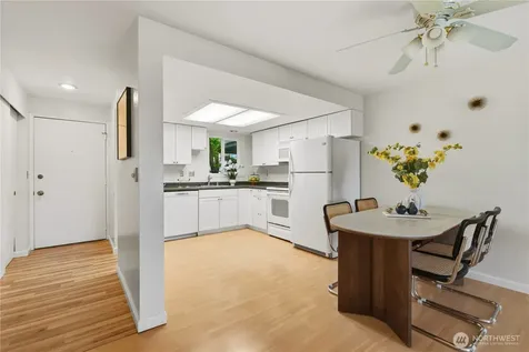 9398 Redmond-woodinville Rd NE Redmond WA 98052