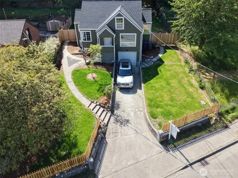 11429 Glendale Way S Seattle WA 98168
