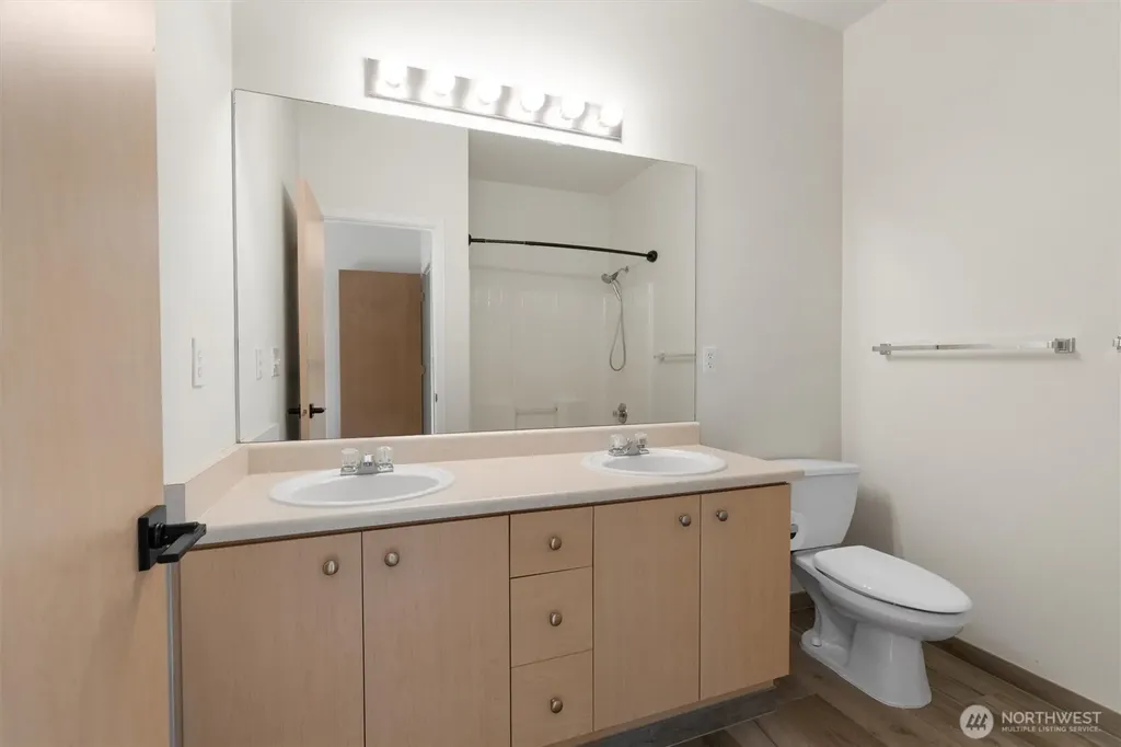 14723 1st Lane NE Duvall WA 98019