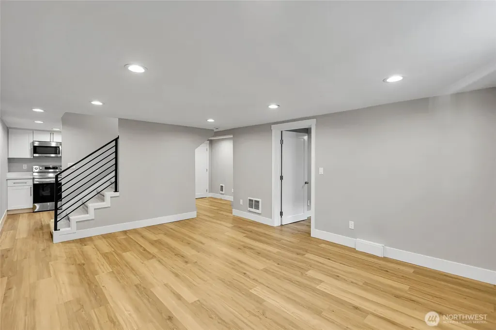 7901 16th Avenue SW Seattle WA 98106